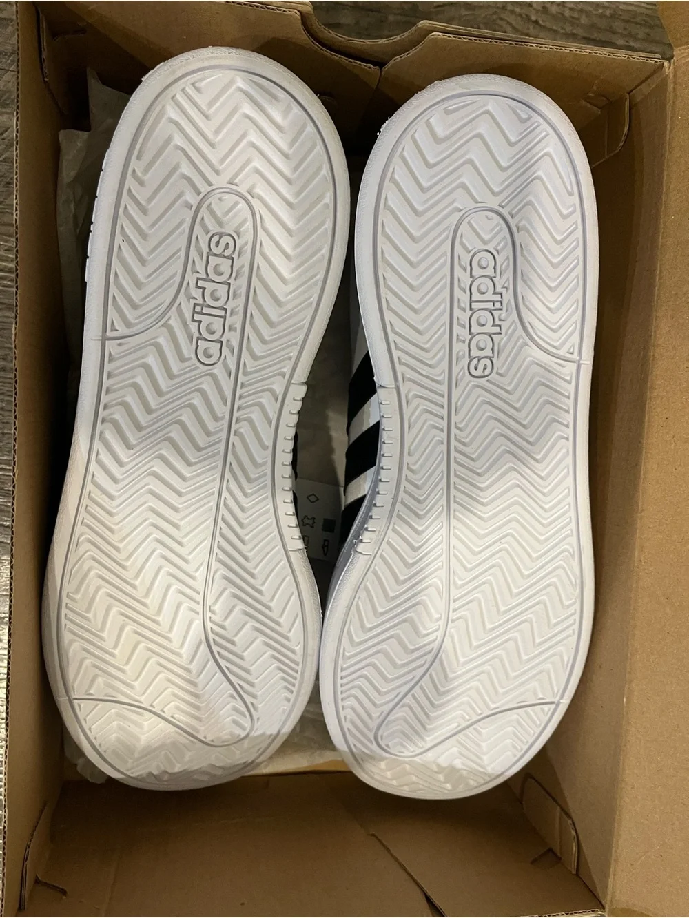 NEW Adidas Grand Court Alpha Low Top Tennis Shoes Men’s 10.5 Sneaker White Black